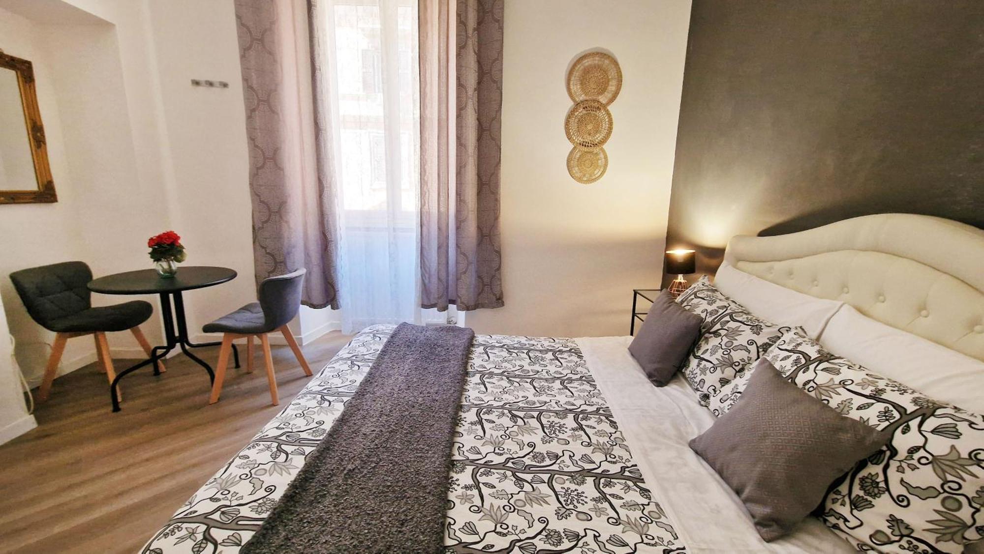 Myomax Guesthouse โรม ภายนอก รูปภาพ