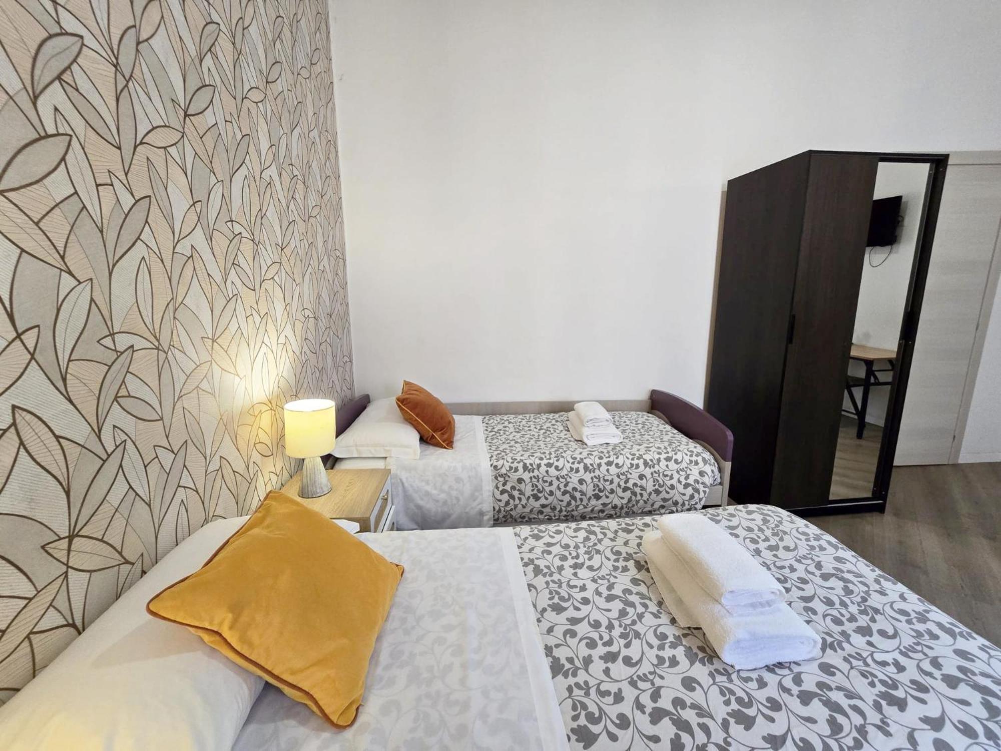 Myomax Guesthouse โรม ภายนอก รูปภาพ
